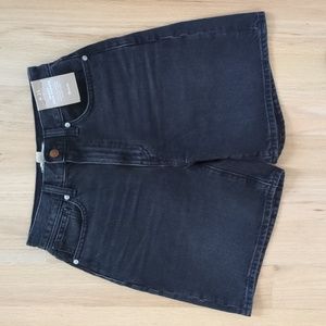 Madewell Baggy Jeans Shorts in Rayburn Wash